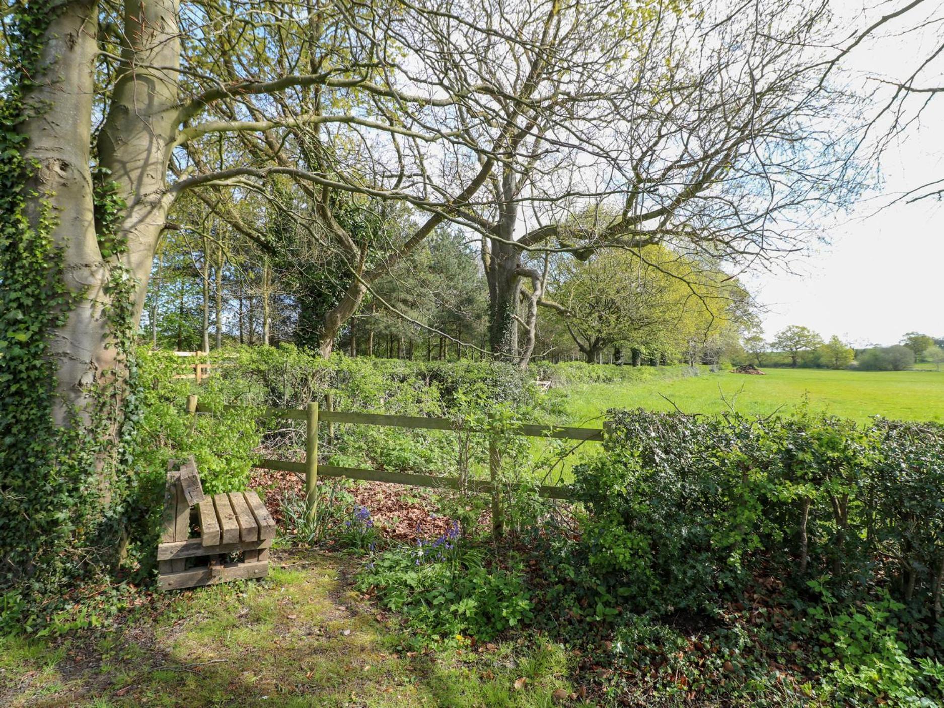 Hen House View Rugeley Exterior foto